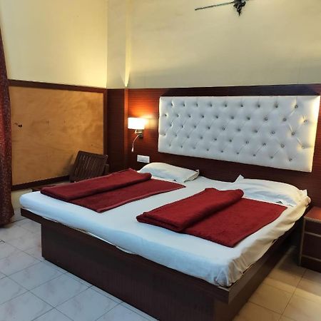 Hotel Prince Palace نيودلهي المظهر الخارجي الصورة